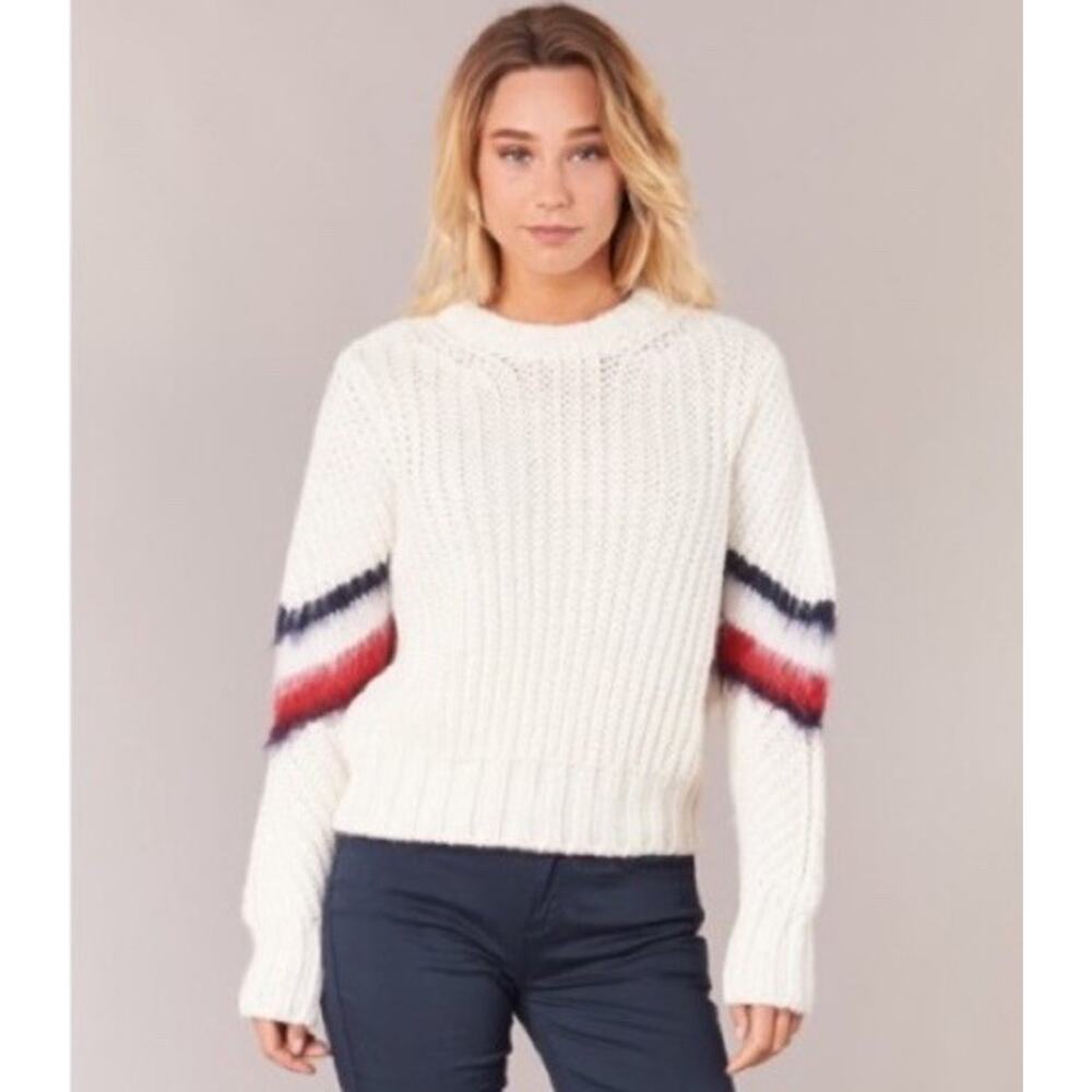 Tommy Hilfiger Sonya Crew Neck Women’s Prep Sweater, Size Small